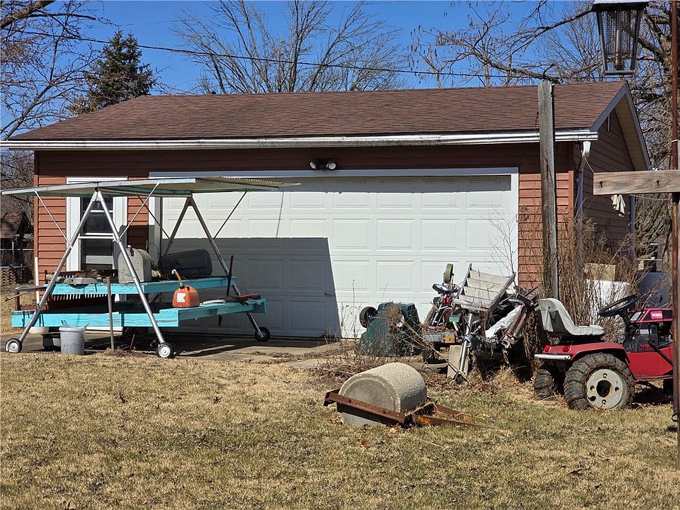 2nd image of 4630 Wicker Dr