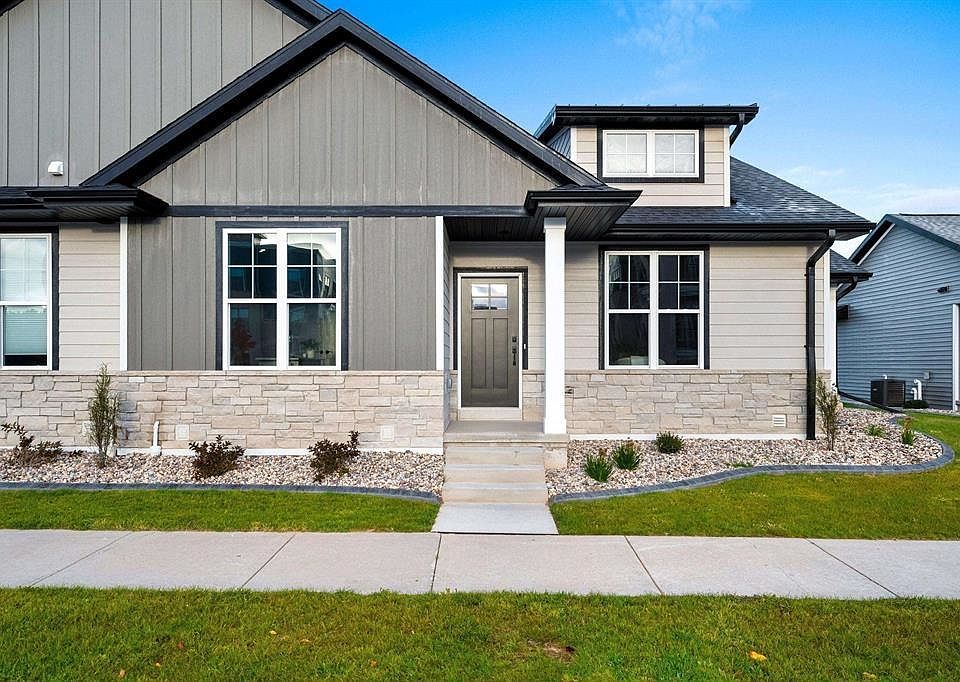 1st image of 2864 Elm Tree Hl
