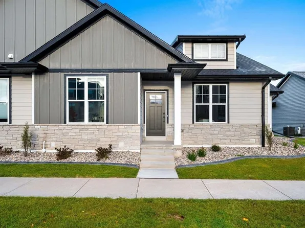 2864 Elm Tree Hl, Green Bay, WI 54313