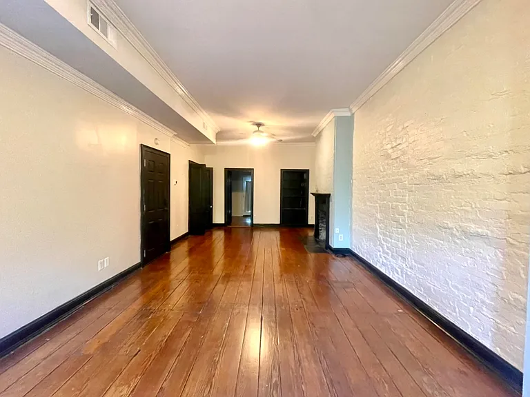 123 W Gordon St #3 — Photo 6