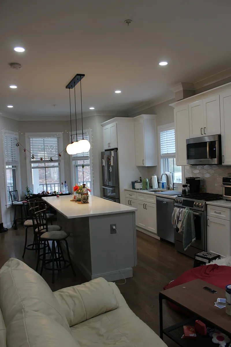 Building Photo - 153 Foster St #1