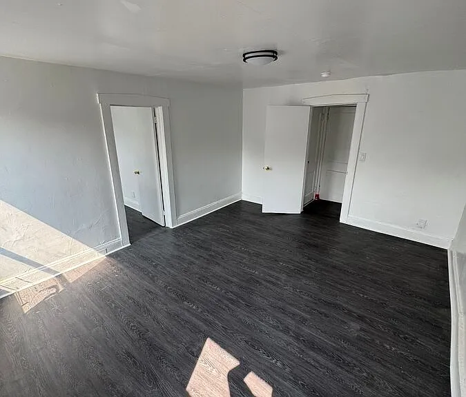 160 Palisade St — Photo 6