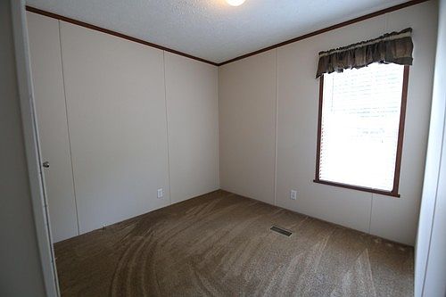5th image of 14531 White Pine Ln