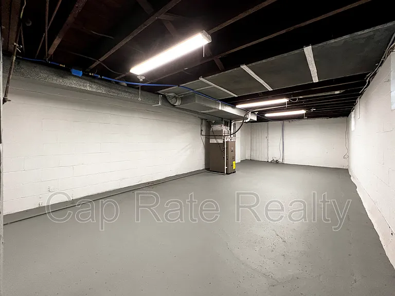 506 Thurman Ave — Photo 16