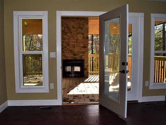 5th image of 43 Renwick Dr Lot 12