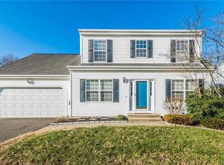 38 Timothy Dr, Middletown, CT 06457