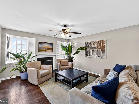 2nd image of 901 Samantha Cir