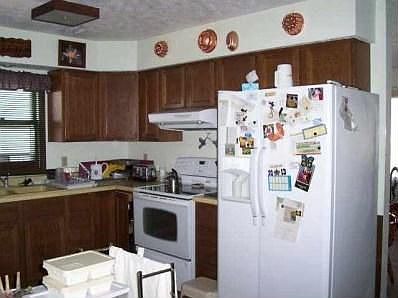 3rd image of 311 S Silber Ave
