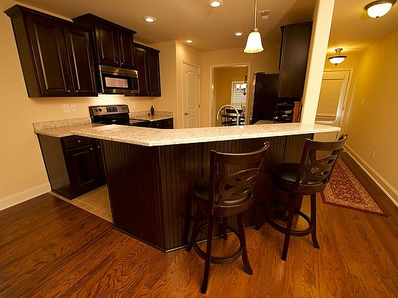 4th image of 322 Saddlegate Dr NW