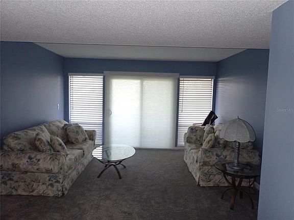 3rd image of 46 Club House Dr APT 204
