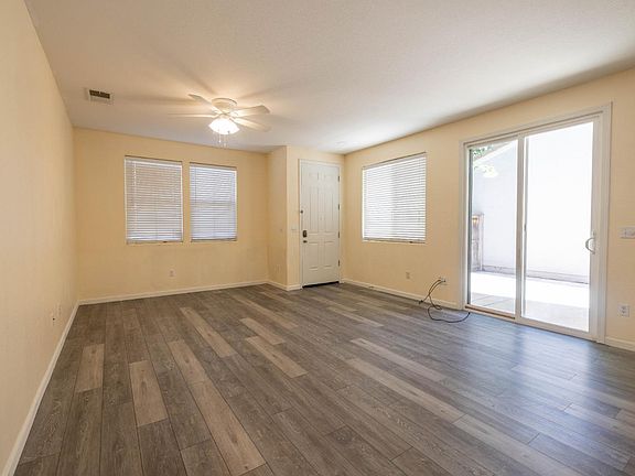 3rd image of 3122 Lea Sterling Way