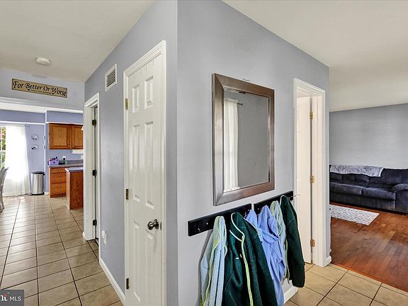 5th image of 114 Eagles Ln