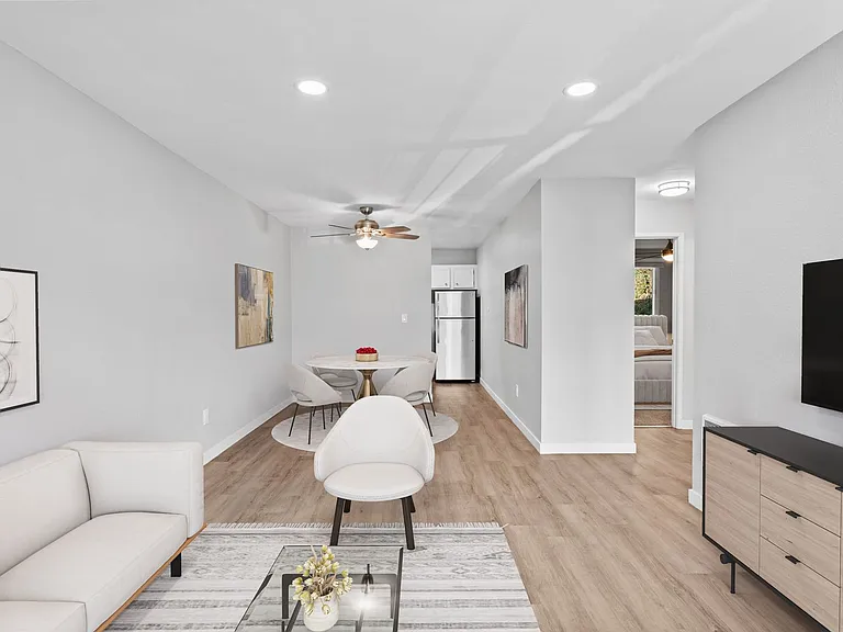 Point Loma Bay Apartments | Coastal Living Near the Beach — Photo 110