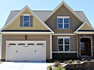 1112 Old Bramble Ln, Fuquay Varina, NC 27526