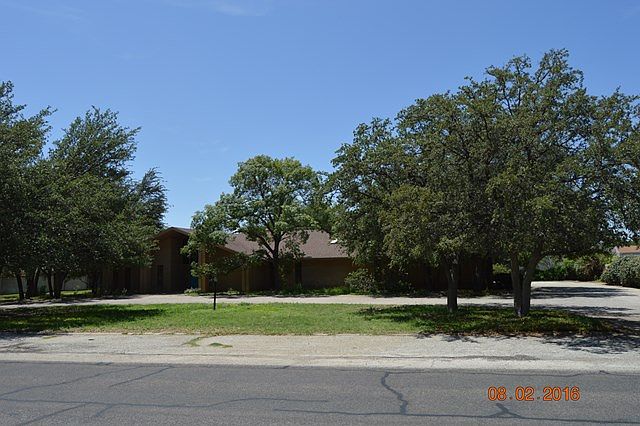 1st image of 2517 Bainbridge Dr