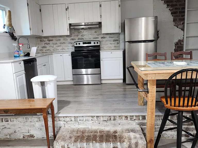 4918 Laroche Ave #A — Photo 19