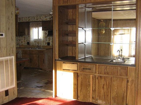 4th image of 206 Ponderosa Ln