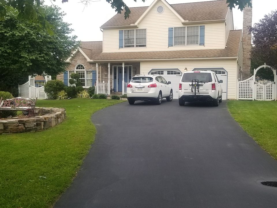 1st image of 2315 Stone Bridge Ln