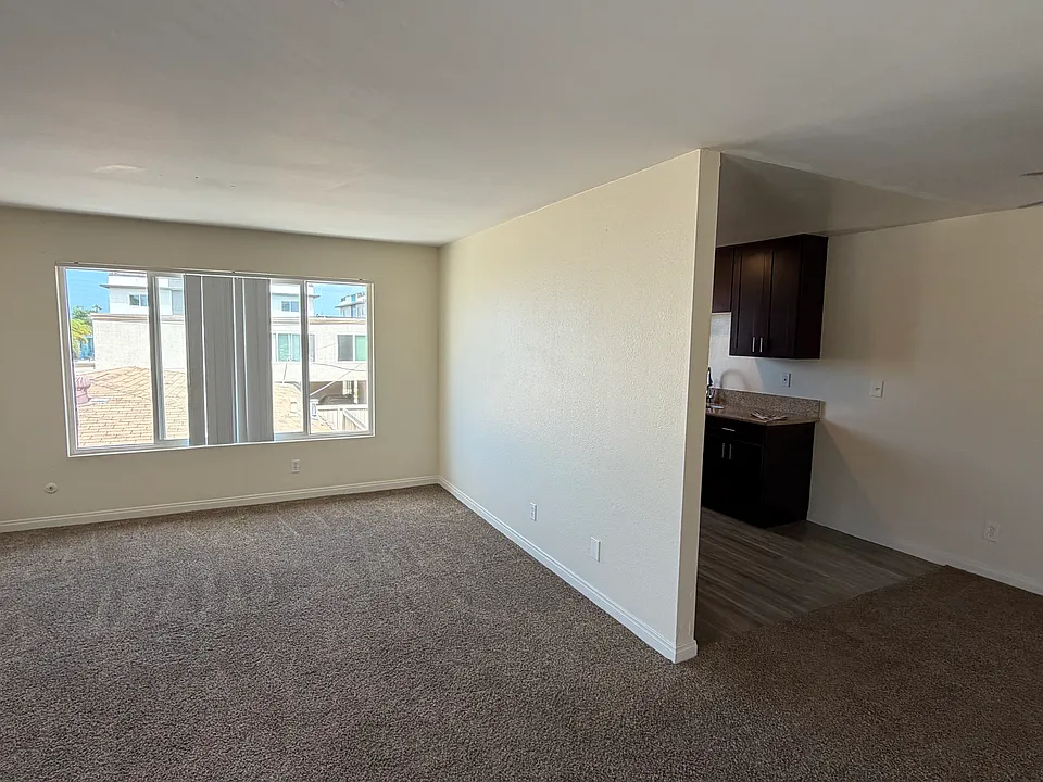 1022 Donax Ave #F