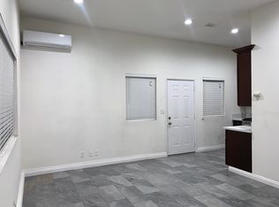 19206 Ingomar St, Reseda, CA 91335