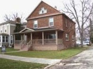 415 E 3rd St, Dover, OH 44622