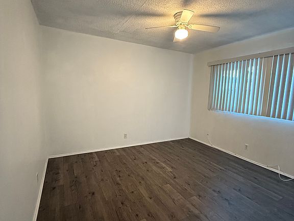 5th image of 1007 N Mariposa St APT B