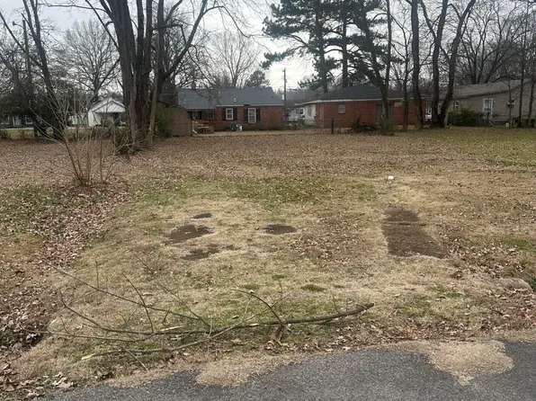 78 Etheridge St, Humboldt, TN 38343