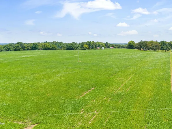 11 Old Jericho Rd, La Grange, KY 40031