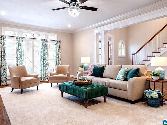 4th image of 153 Kings Crest Ln