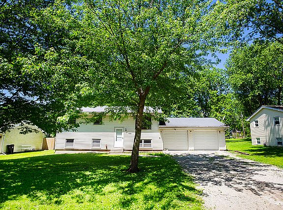 2nd image of 421 Standish Dr