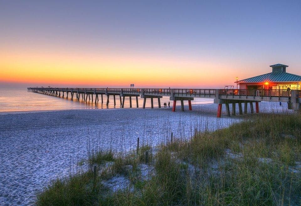 jacksonville_pier_in_hdr_by_alphamegapix