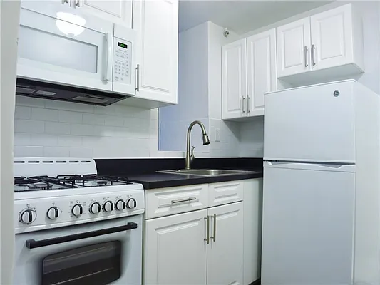 Rented by City & Suburban | media 11