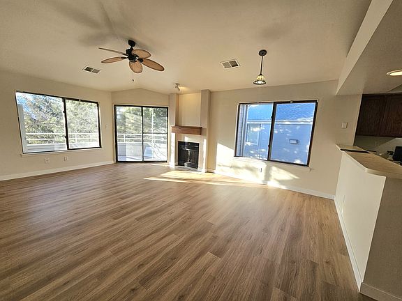 3rd image of 1070 Acapulco Ct