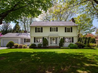 172 Viscount Rd, Longmeadow, MA 01106