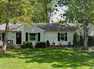 12088 Brewster St, Livonia, MI 48150