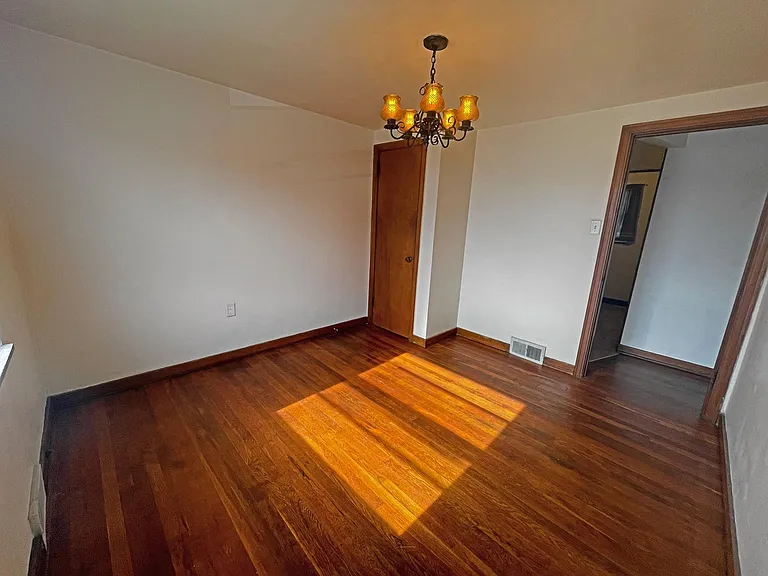 1230 Commonwealth Ave — Photo 16