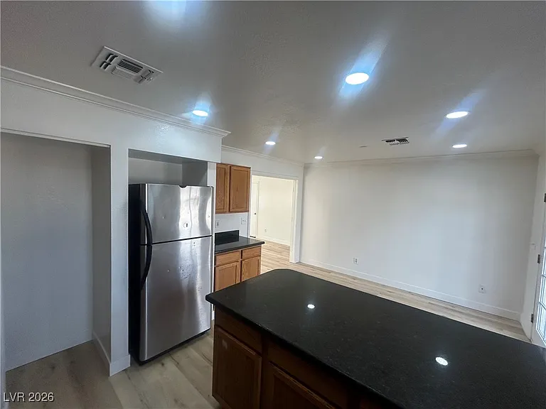 5900 Fawn Ave — Photo 8