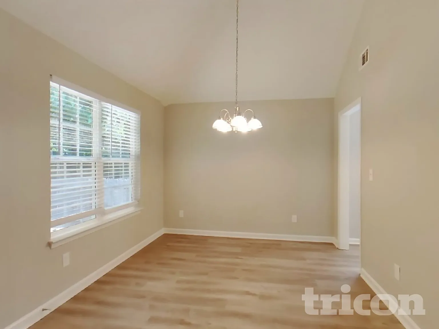 333 Summit Lane Riverdale GA — Photo 3