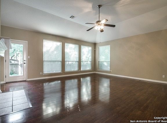 5th image of 342 Frank Baum Dr