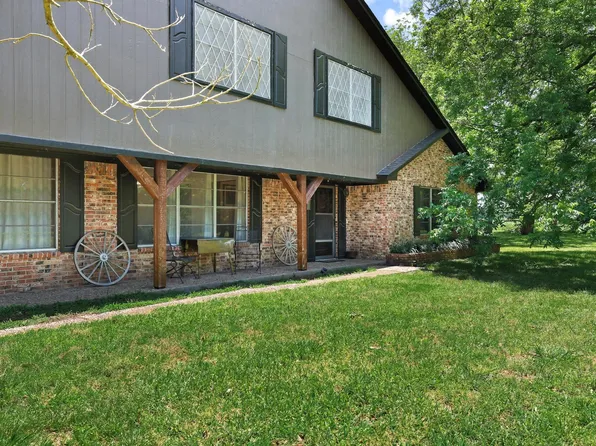 1847 County Road 4205, Bonham, TX 75418