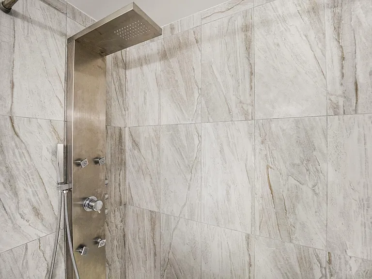 1750 N Bayshore Dr #1219 — Photo 10