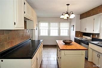5th image of 2759 Adeline St