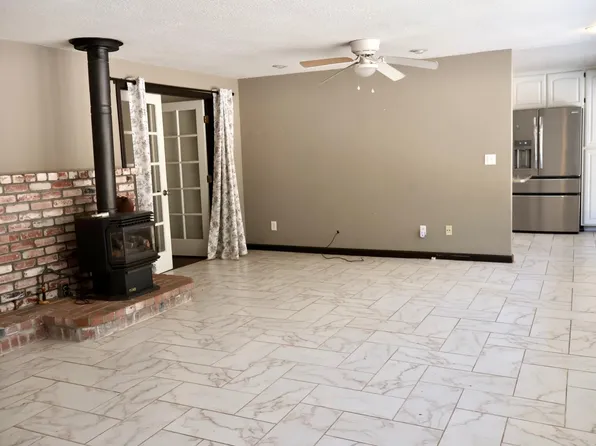 674 Kirby St, Angels Camp, CA 95222