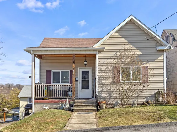 305 Ferry St, Fairmont, WV 26554