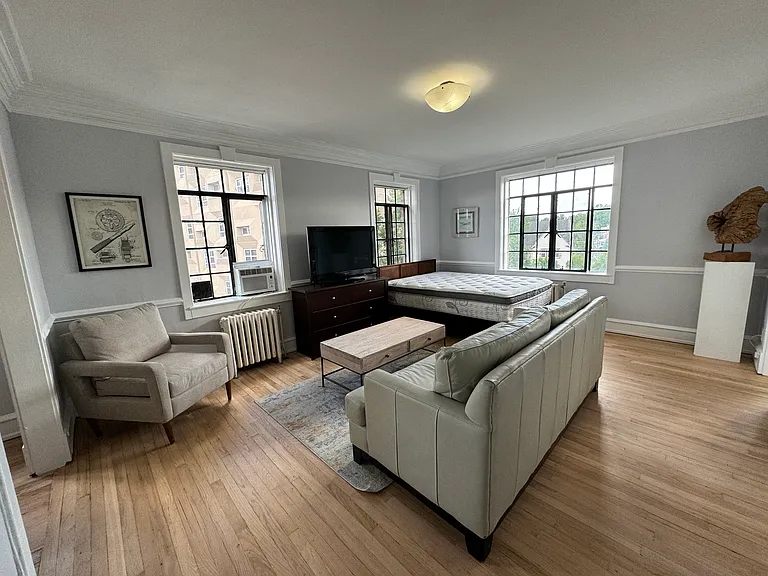 1212 Delaware Ave #D3 — Photo 1