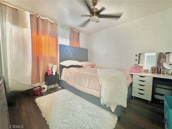 5th image of 3665 Ross St