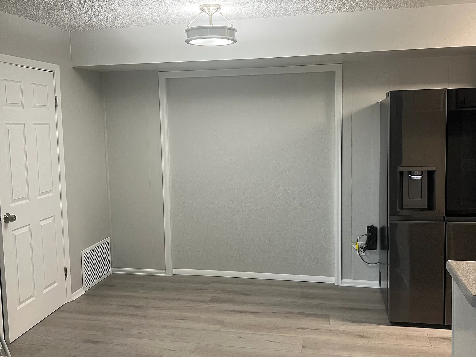 2 bed, 980 sqft, $1,695 — Photo 2