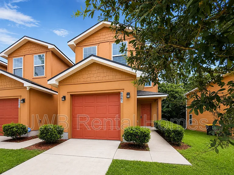 6861 Lake Mist Ln — Photo 2