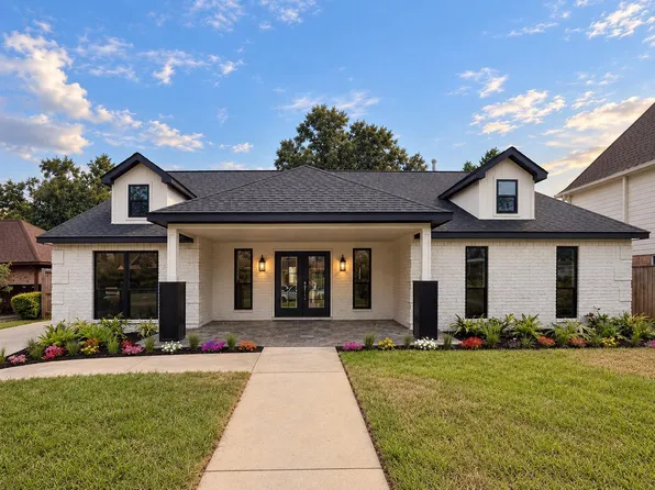 1031 Richelieu Ln, Houston, TX 77018