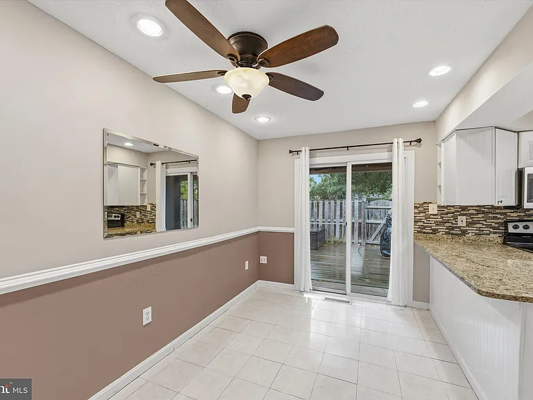 129 N Duke Dr — Photo 9